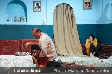 نمایش «هملت پشت کوهی» در سالن چهارسو