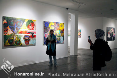 نمایشگاه انفرادی نقاشی‌های مسعود کیمیایی در گالری آریانا