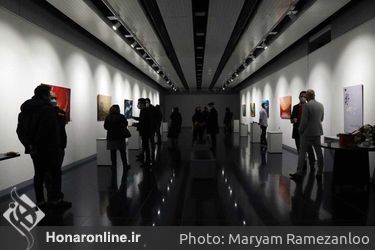 نمایشگاه تلفیقی نقاشی،خط و موسیقی اثر « یلدا دوستی» در گالری پردیس ملت