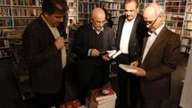 کتابگردی اهالی فرهنگ و هنر در شهرکتاب فرشته