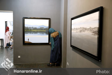 نمایشگاه نقاشی مینو واثقی در گالری آریا 
