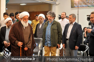 مراسم رونمایی از سه کتاب ارزشمند « آیت الله العظمی میرزامحمد علی شاه آبادی »