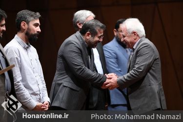 آیین اهدای جوایز پدیدآورندگان آثار شایسته تقدیر سی و نهمین جایزه کتاب سال 