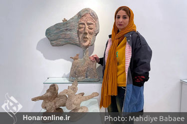 نمایشگاه آثار آرزو‍ آزادی در گالری هفت ثمر