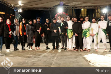 نمایش خیابانی "پیله انقلاب"