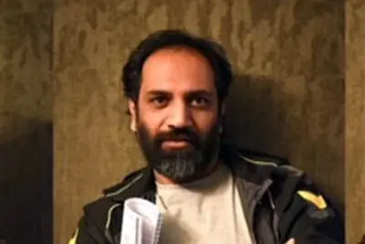 مردی که 5 زن زندگی‌اش را رها کرده است / روایت بهزاد خاکی‌نژاد از نمایش "پارک شهر" 