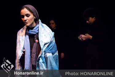 نمایش «مصلوب» در تماشاخانه مهرگان
