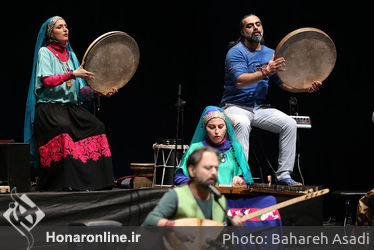 گروه رستاک در دومین روز سی و دومین جشنواره موسیقی فجر