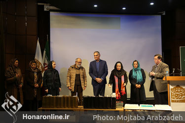 مراسم رونمایی از فرهنگنامه کودکان و نوجوانان
