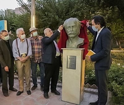Tehran City Council renames street after graphic designer Morteza Momayyez 