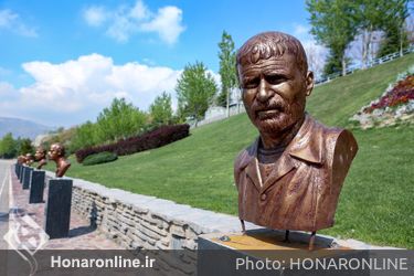 نصب سردیس شهدا در بوستان جوانمردان