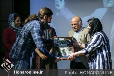آیین سپاس استاد علی اکبر صادقی به همراه رونمایی از تندیس جشنواره فیلم شاهنامه