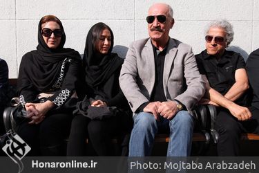 تشییع پیکر علی معلم از مقابل خانه سینما