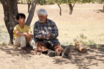 واکاوی اختلاف‌های سه نسل در تله‌فیلم «رگبرگ»