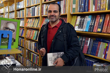 کتابگردی وزیر ارشاد و هنرمندان در نشر ثالث و نشر چشمه