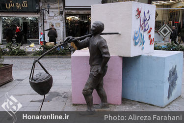مجسمه های پیاده راه فرهنگی رشت‎