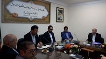 بازدید معاون امور هنری از گذر فرهنگ و هنر یزد/ حسینی در جمع هنرمندان یزد:جشنواره‌های هنری بازنگری شوند
