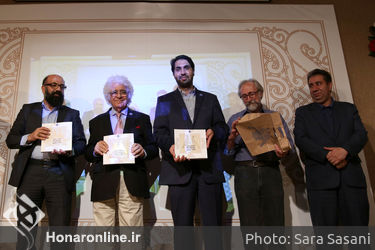 افتتاحیه نخستین جایزه هنری «قلب تهران»