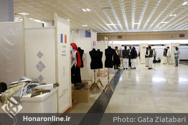 آماده سازی غرفه‌های نمایشگاه هشتمین جشنواره بین‌المللی مد و لباس