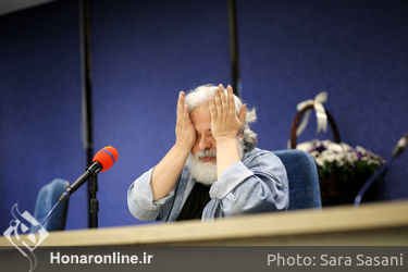 رونمایی از مجموعه نمایشنامه‌های محمود استادمحمد