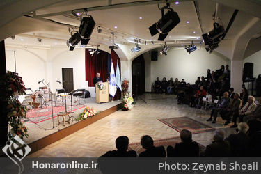 مراسم رونمایی از کتاب فرهاد فخرالدینی در مؤسسه فرهنگی اکو
