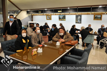 افتتاحیه نمایشگاه " قلم مهر" با آثار خوشنویسی 30 هنرمند پیشکسوت در برج آزادی