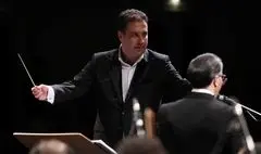 ارکستر چکاوک در تالار وحدت به صحنه می‌رود