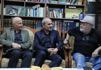 توجه به فرهنگ و گویش‌های مختلف در مسیر تحول محتوایی