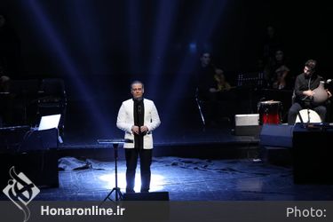 کنسرت آنلاین علیرضا قربانی خواننده موسیقی سنتی ایرانی