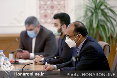 مراسم امضای تفاهم نامه همکاری بین وزارت راه وشهر سازی و وزارت فرهنگ وارشاد اسلامی برای تامین مسکن هنرمندان وخبرنگاران
