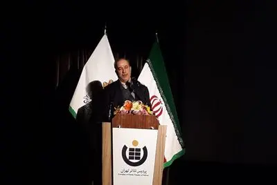  محمود صلاحی به ششمین جشنواره تئاتر شهر پیام داد