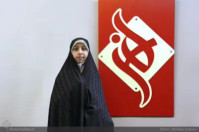 حکمت هنر اسلامی را وارد عرصه طراحی مد و لباس کنیم / محصولات بسیاری از برندهای ترک در کارگاه‌های کوچک شهر ری تولید می‌شود / گفت‌وگو با مریم‌ السادات خرمدره