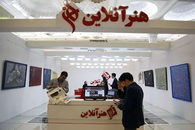 نمایشگاه تابلوهای نقاشی اساتید هنر در سومین روز از نمایشگاه مطبوعات