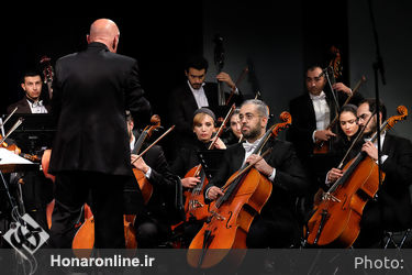 کنسرت " شبی با فخر موسیقی ایران" در تالار وحدت