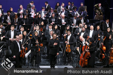 ارکستر سمفونیک تهران و ایتالیا در هفتمین روز سی و دومین جشنواره موسیقی فجر در تالار وحدت 