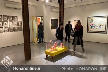 نمایشگاه گروهی "گسست محسوس" با کیوریتوری تکین آغداشلو در گالری طراحان آزاد