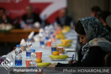 نشست مدیران جشنواره هنرهای تجسمی فجر و گالری داران