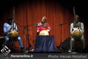 اجرای سادیو، سانتو و بینتا از سنگال در سی و سومین جشنواره موسیقی فجر در فرهنگسرای نیاوران1