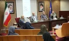 فریدون عموزاده‌خلیلی: ادبیات جهانی می‌سازد که در آن کودکان کمتر رنج بکشند