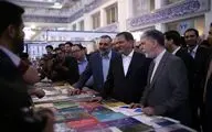 بازدید معاون اول رئیس‌جمهور از نمایشگاه کتاب تهران