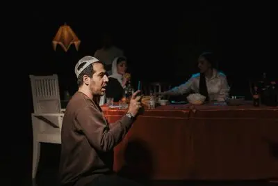 نمایش «گاهی» نوشته آرش عباسی روی صحنه رفت