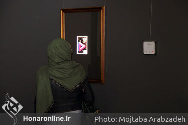 نمایشگاه آثار نیومدیای اشکان حسینی در گالری ایوان