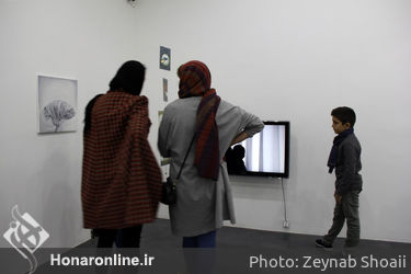 نمایشگاه گروهی "مدار بسته" در گالری ماه مهر