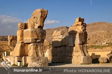 حجاری و نقش برجسته های تخت جمشید- هنر در چهارراه تاریخ و اسطوره