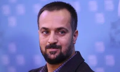احمد مهرانفر با گریمی متفاوت در "کاتیوشا"