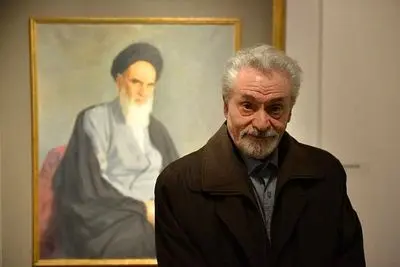 پرتره امام خمینی (ره) را با تلفیق چند عکس کشیدم / روایت کیخسرو خروش از کشیدن پرتره مشاهیر
