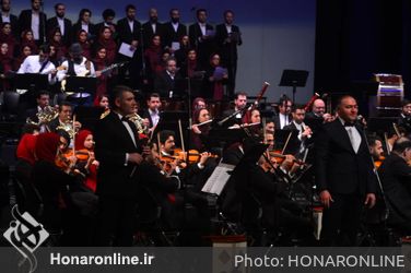 اجراى ارکستر ملی ایران با نام "شب موسيقى ارمنى" به رهبری مهمان رازمیک اوهانیان 