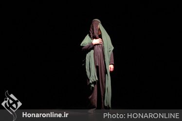نمایش "مجلس آذر" در تماشاخانه ملک