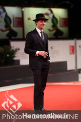 09991 Tom Schilling walks the red carpet ahead of the _Werk Ohne Autor (Never Look Away)_ screening during the 75th Venice Film Festival