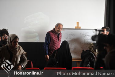 کارگاه «کارگردانی و بازیگری در سینما» توسط داریوش فرهنگ